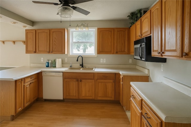 709 10th St, Charleston, IL 61920 - photo 5