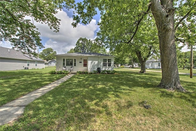 918 E Lincoln St, Monticello, IL 61856 - photo 1