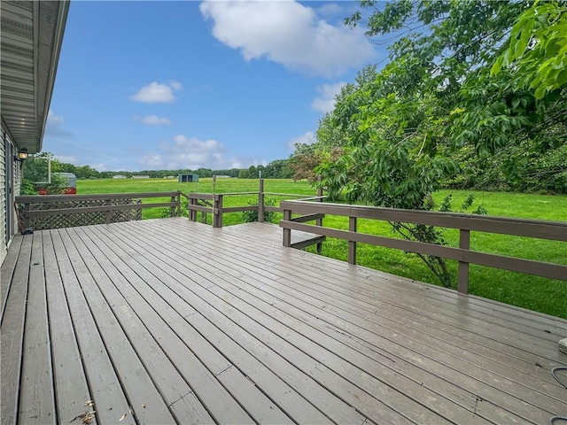 2145 E 1500 N Rd, Shelbyville, IL 62565 - wooden terrace with a lawn