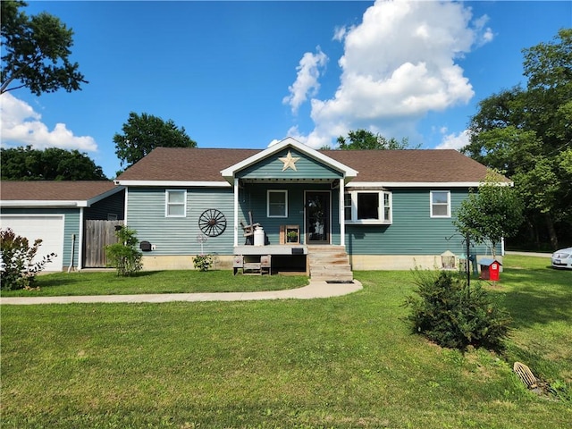 1422 Ohio Ave, Windsor, IL 61957 - view of front facade with a porch and a garage