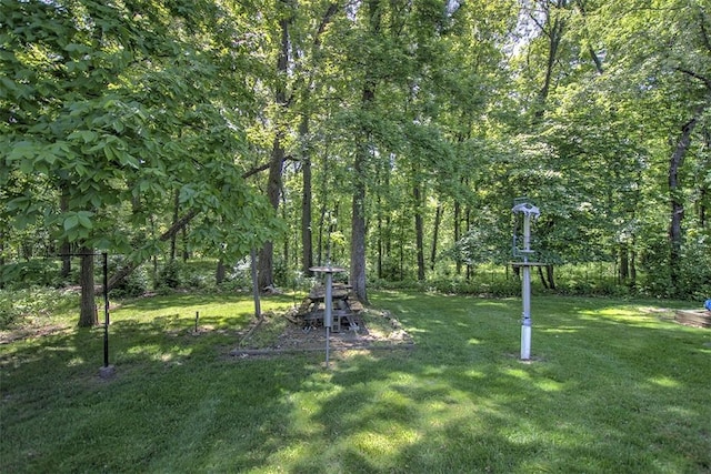 2631 Gregory Ct, Decatur, IL 62526 - view of grassy yard