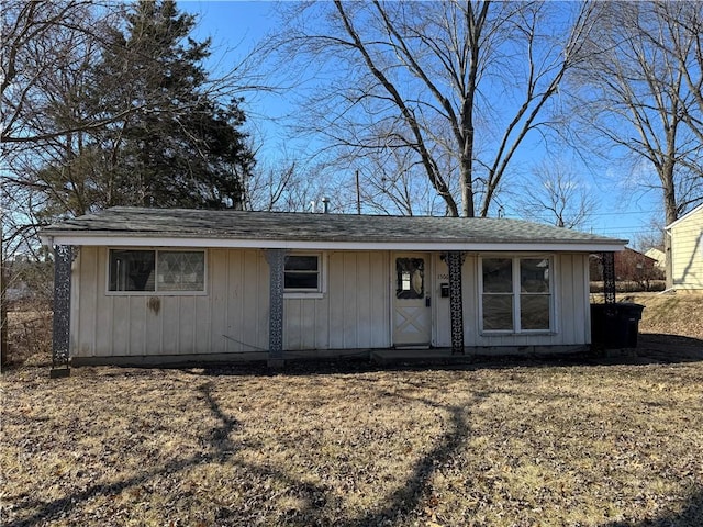 view of front facade featuring board and batten siding