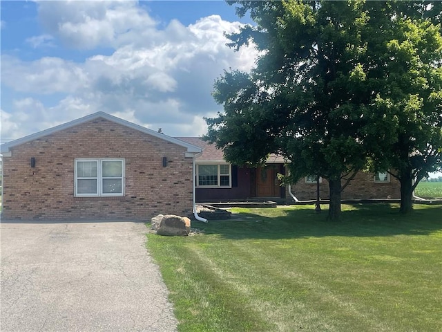 707 S Chicago St, Rossville, IL 60963 - photo 1