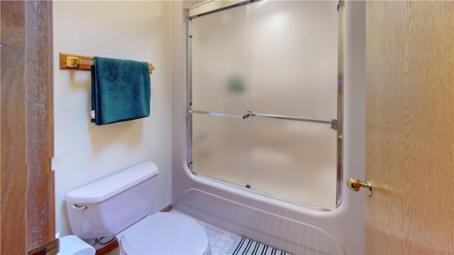 10 Lakeshore Ct, Danville, IL 61832 - bathroom featuring toilet and combined bath / shower with glass door