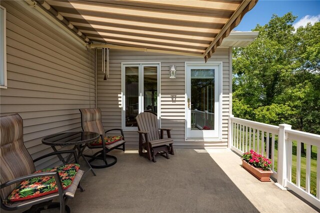 8434 Meadowview Rd, Effingham, IL 62401 - view of patio