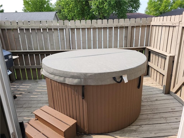 107 Edgewood Ave, Effingham, IL 62401 - wooden terrace featuring a hot tub