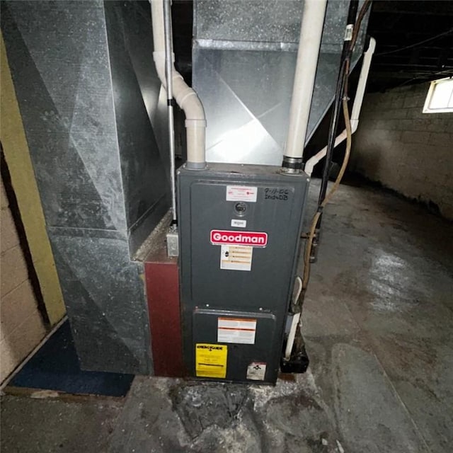 316 Plum St, Danville, IL 61832 - utilities featuring heating unit