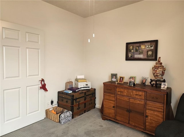 8 Courtyard Blvd, Sullivan, IL 61951 - living area featuring light carpet