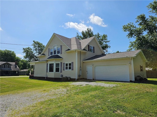 301 S Meridian St, Toledo, IL 62468 - traditional-style home with a front yard and a garage