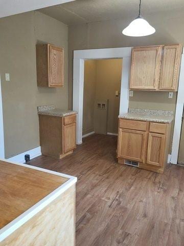 1558 N Main St, Decatur, IL 62526 - photo 7