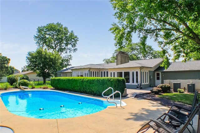 400 Country Club Rd, Mattoon, IL 61938 - view of pool with a patio area