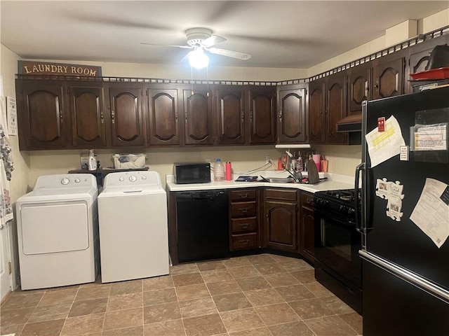 laundry room with washer and dryer and ceiling fan