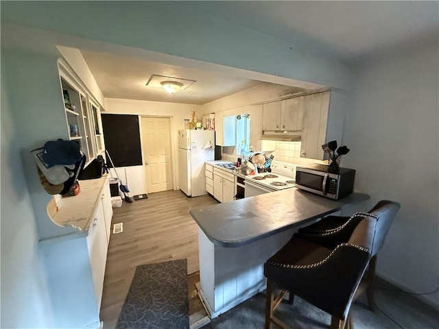 646 Macon St, Decatur, IL 62522 - photo 3