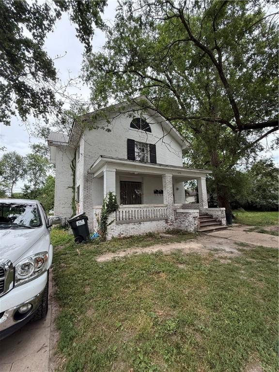 646 Macon St, Decatur, IL 62522 - photo 2