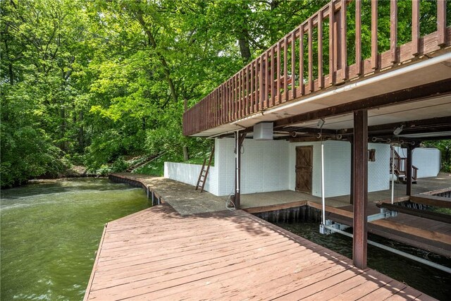 14915 N 8th Ave, Effingham, IL 62401 - view of dock area