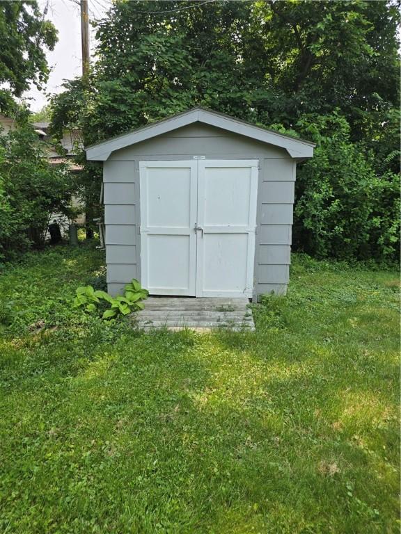 9 Orchard Dr, Charleston, IL 61920 - view of shed