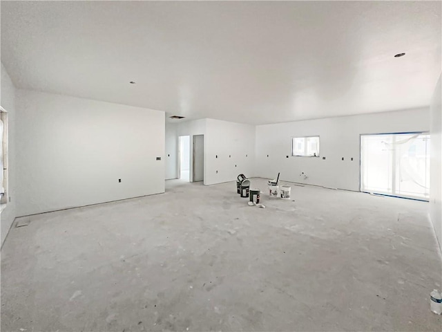 1100 Marshall Ave, Mattoon, IL 61938 - view of empty room