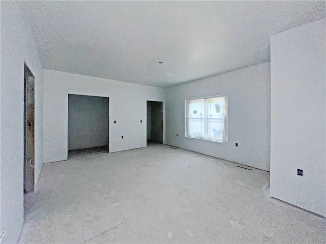 1100 Marshall Ave, Mattoon, IL 61938 - view of unfurnished bedroom