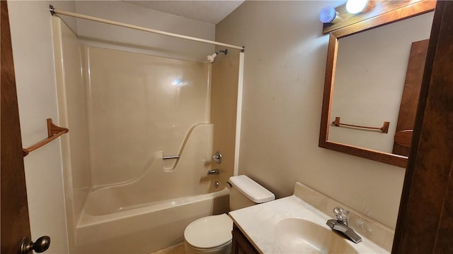 2162 Hidden Lake Ct, Charleston, IL 61920 - photo 31