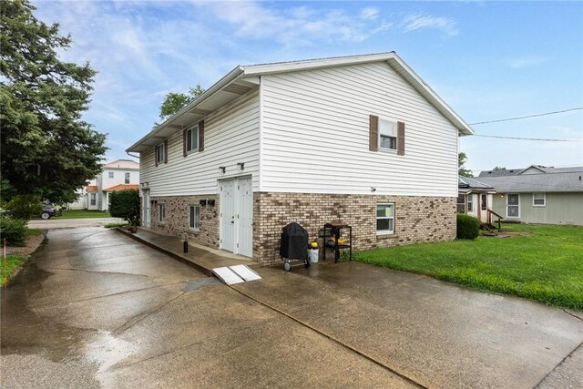 404 Edgar Ave, Effingham, IL 62401 - photo 3