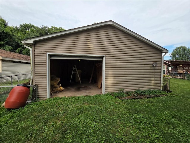 3254 Vista Dr, Danville, IL 61832 - view of garage