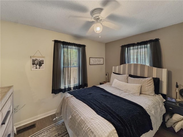 604 35th St, Mattoon, IL 61938 - photo 8
