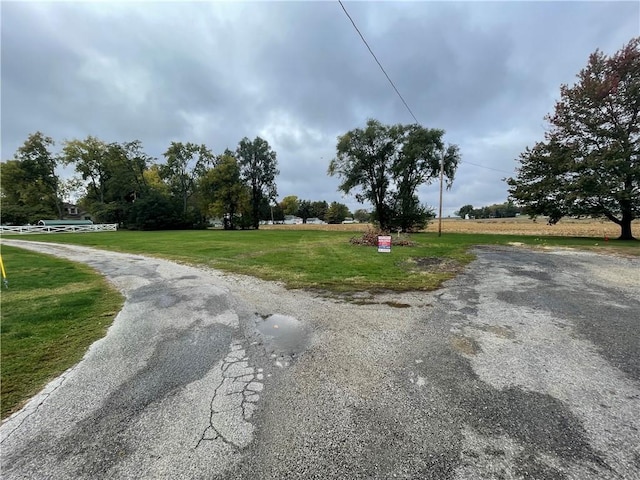 N St, Assumption, IL 62510 - photo 2