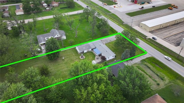 707 S Airport Rd, Decatur, IL 62521 - aerial overview of property's location with property parcel outlined