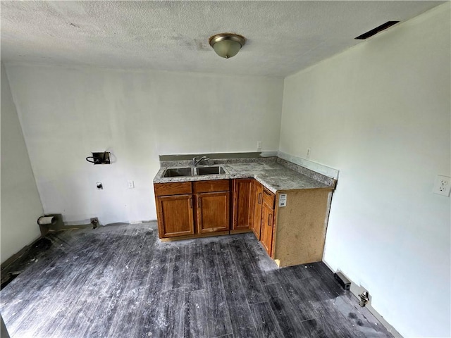 305 Hesler St, Georgetown, IL 61846 - photo 4