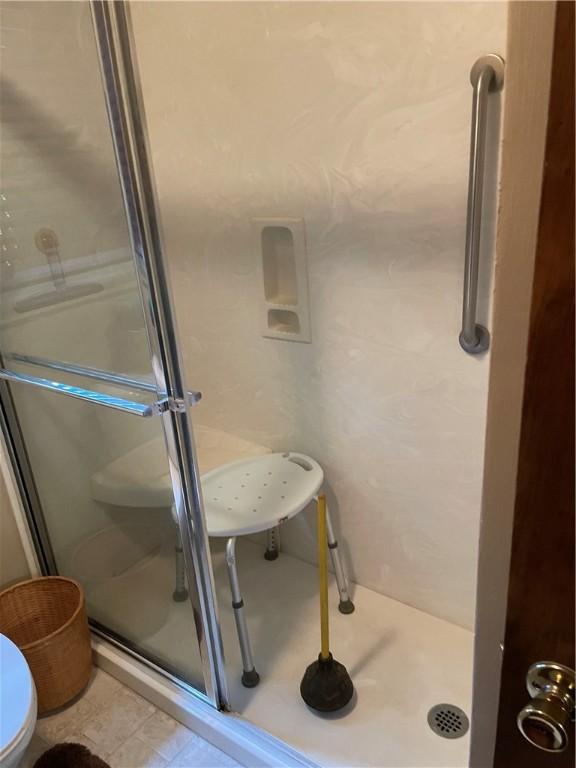 1101 Robinwood Dr, Robinson, IL 62454 - full bathroom with a stall shower