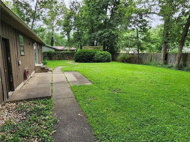 1101 Robinwood Dr, Robinson, IL 62454 - view of fenced backyard