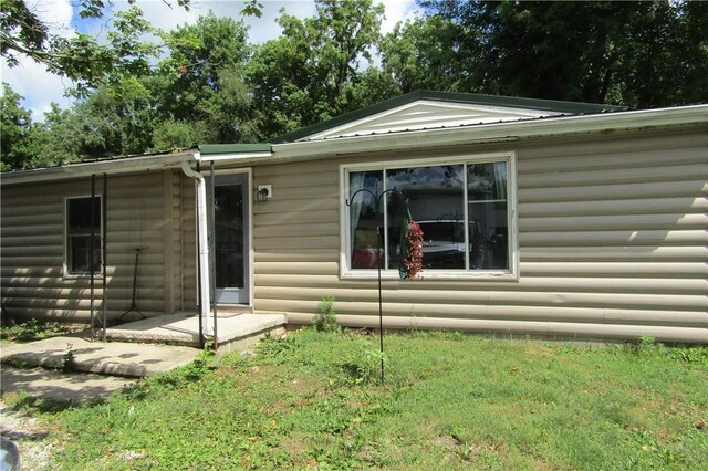 311 Stuckey Dr, Potomac, IL 61865 - photo 1