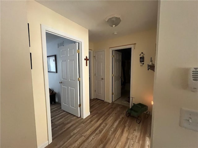 1215 Westside Dr, Mt Zion, IL 62549 - corridor with wood finished floors