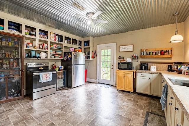 319 N Church St, Bethany, IL 61914 - photo 9