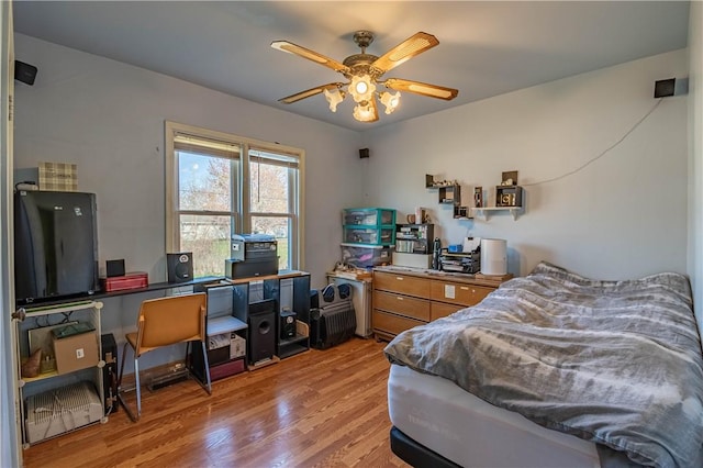 3939 NE Court Dr, Decatur, IL 62526 - bedroom with light wood-type flooring
