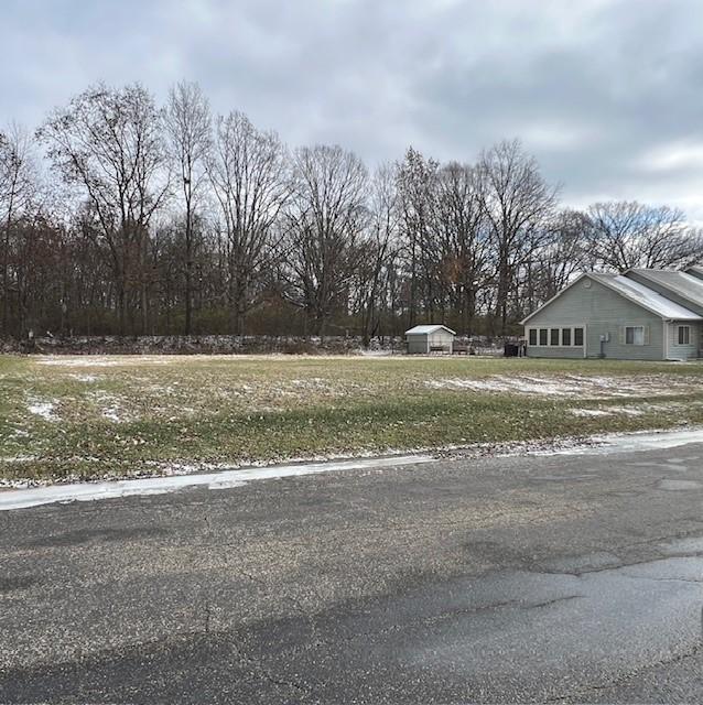 Sonny Ln, Danville, IL 61832