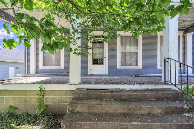 426 W Madison St, Paris, IL 61944 - doorway to property with covered porch
