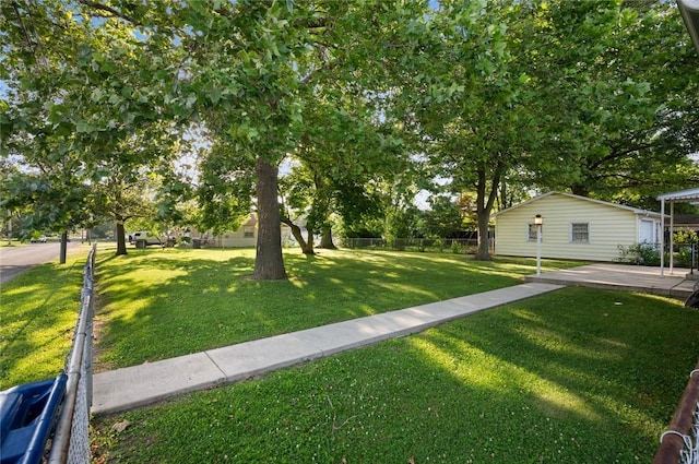 801 N Central Ave, Paris, IL 61944 - view of yard with a patio