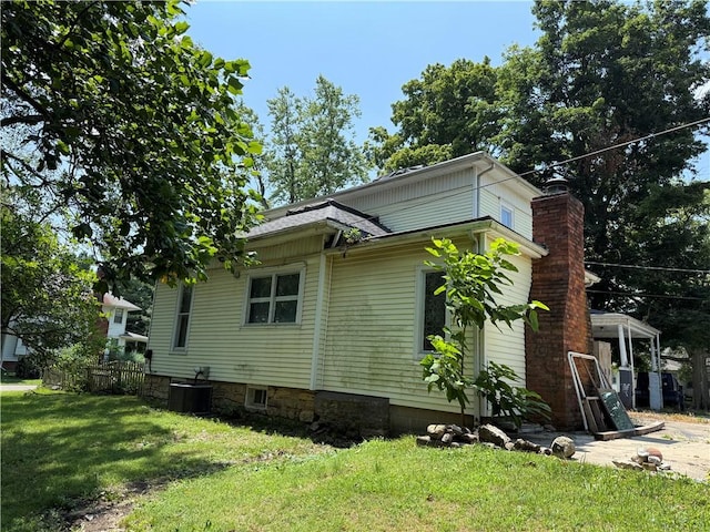 302 Maple St, Rossville, IL 60963 - photo 2