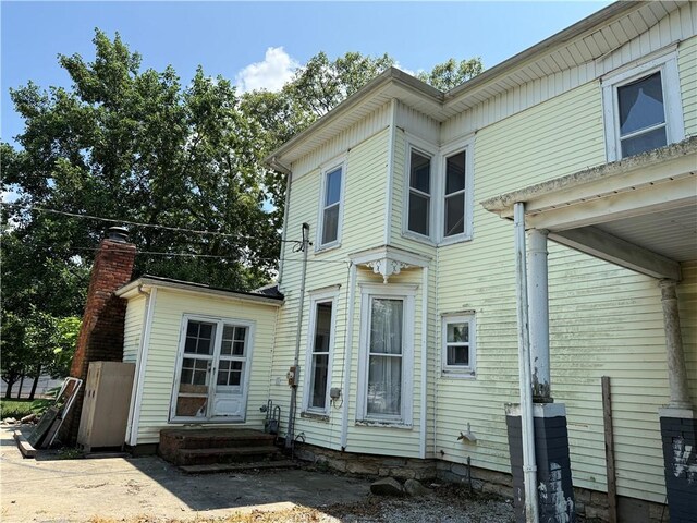 302 Maple St, Rossville, IL 60963 - photo 3