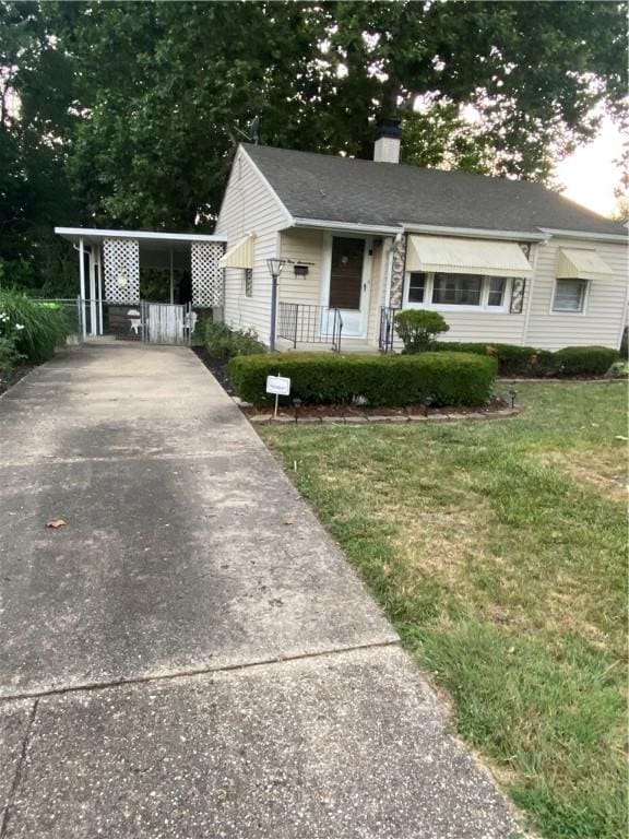 917 Wilder Ave, Decatur, IL 62522 - photo 1