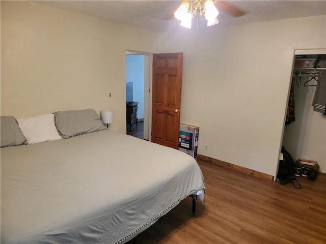 410 E Ninth St, Pana, IL 62557 - bedroom featuring wood finished floors and a ceiling fan