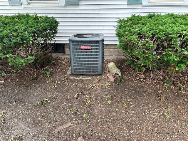 8 Noyes Ct, Mattoon, IL 61938 - exterior view of a central air condition unit