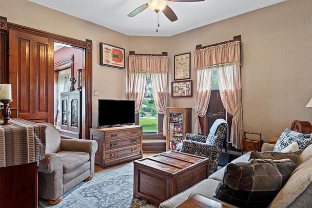 407 S Locust St, Pana, IL 62557 - photo 25