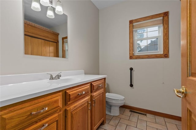 11311 E Thistlewood Ln, Effingham, IL 62401 - bathroom featuring vanity and stone finish floors
