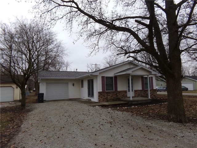 108 W N 2nd St, Findlay IL, 62534, 2 bedrooms, 1 bath house for sale