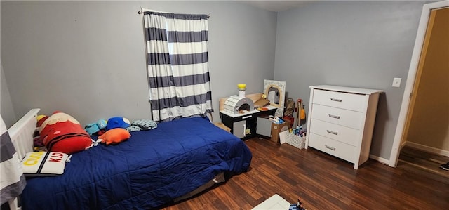 22 S Lakewood Dr, Effingham, IL 62401 - bedroom featuring wood finished floors and baseboards
