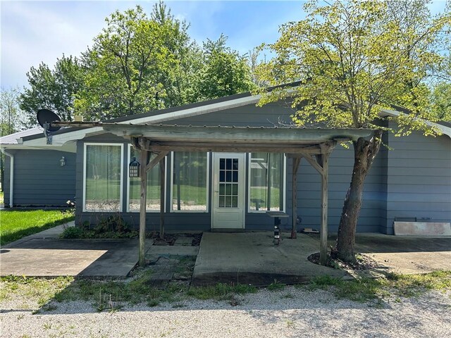 2638 E 1050th Ave, Oblong, IL 62449 - rear view of house featuring a patio