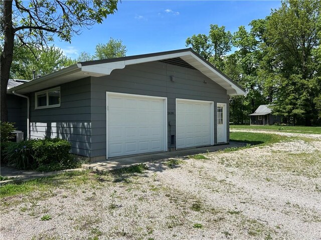 2638 E 1050th Ave, Oblong, IL 62449 - view of detached garage