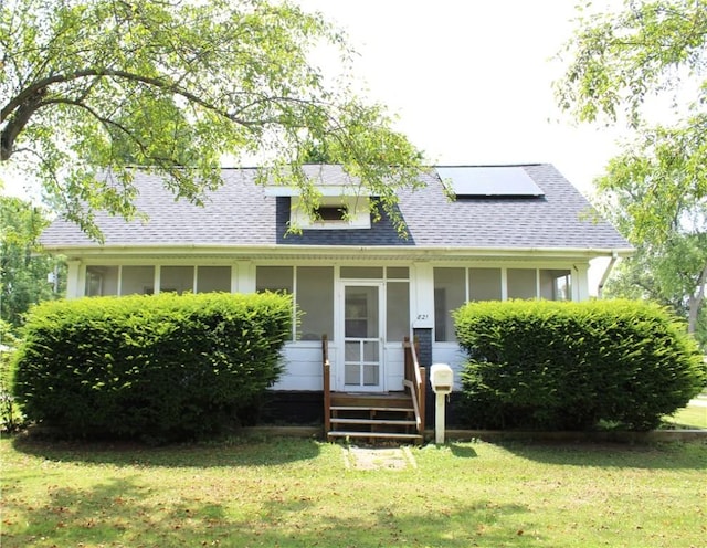 821 Broadway Ave, Windsor, IL 61957 - photo 1
